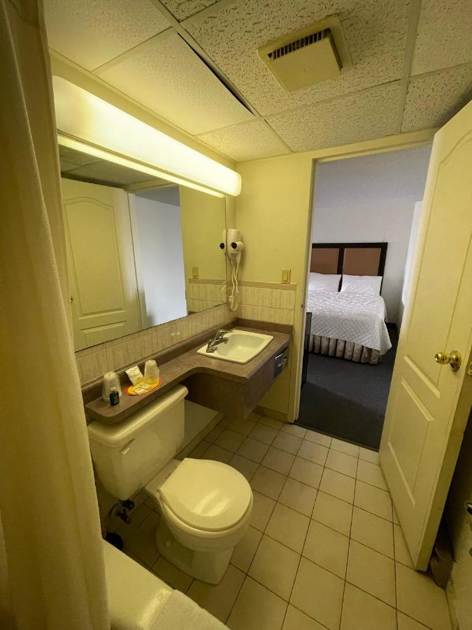 6032 Persepolis Inn ナイアガラ・フォールズ エクステリア 写真